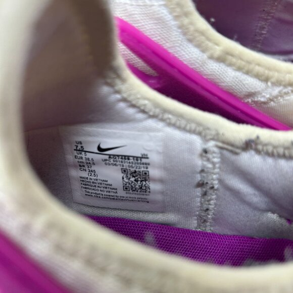 Nike Womens Acalme 'White Violet' Size 7.5 Running Shoes AQ7459-101 - Picture 10 of 10